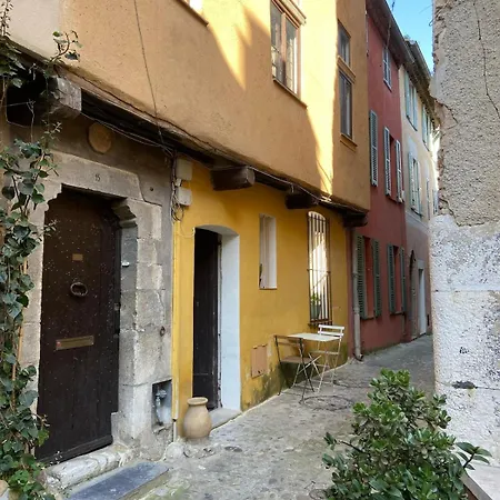 Maison Climatisee Au Coeur Du Village Apartment *